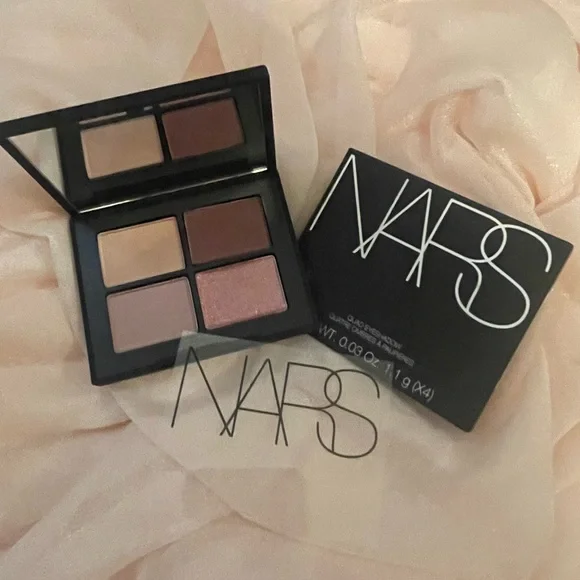 NARS Pink Quad Eyeshadow Palette and Lipstick Bundle - Picture 4 of 4